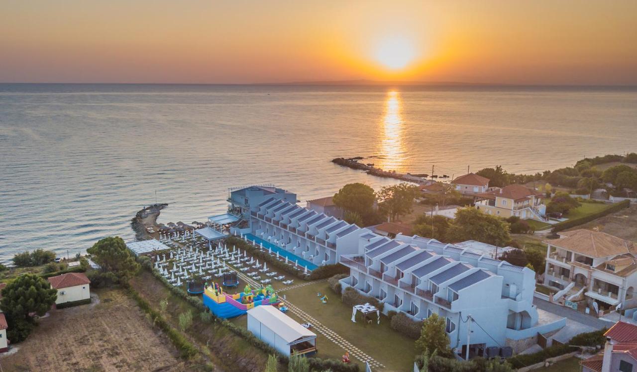 Golden Coast Boutique - Luxury Living Aparthotel 4*