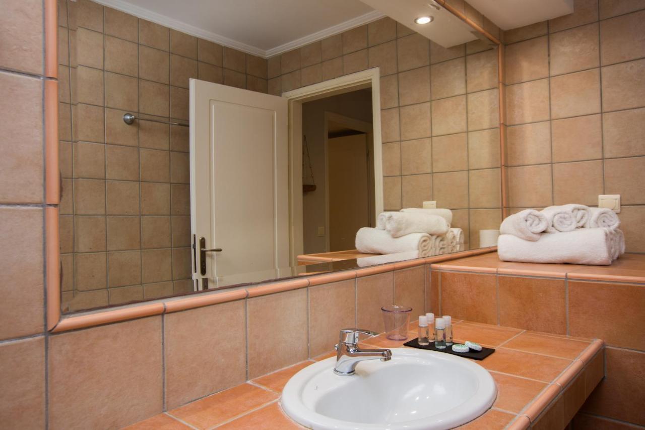 Golden Coast Boutique - Luxury Living Aparthotel Kypseli