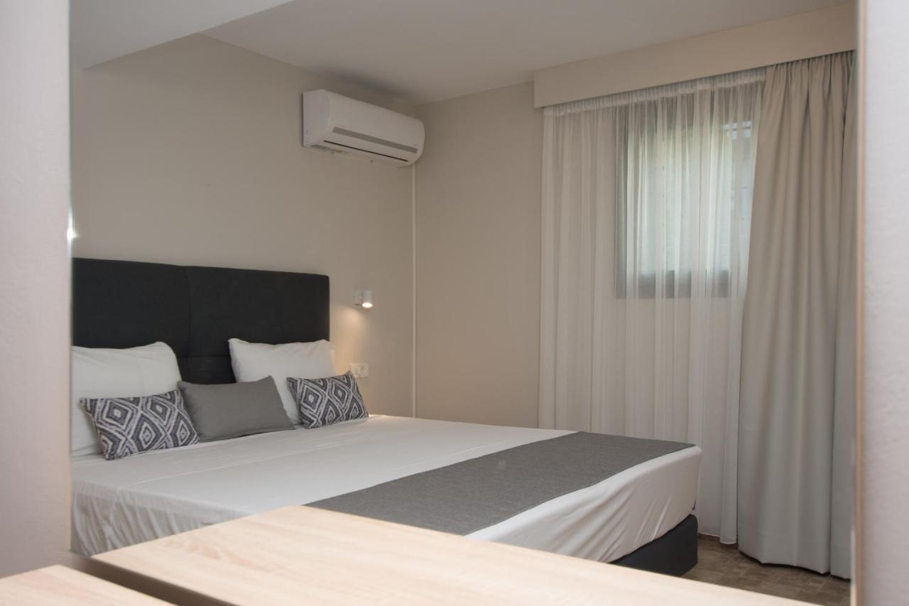 Golden Coast Boutique - Luxury Living 4*